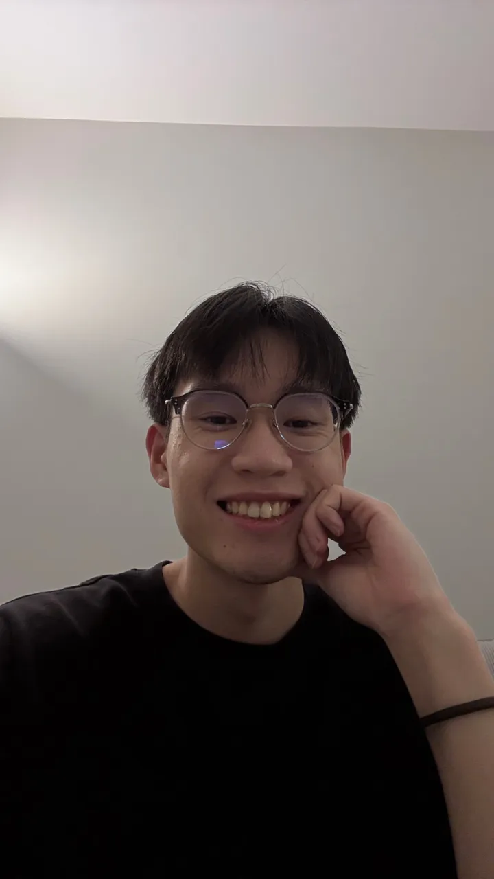 上載到 ChatGPT 的普通正面自拍